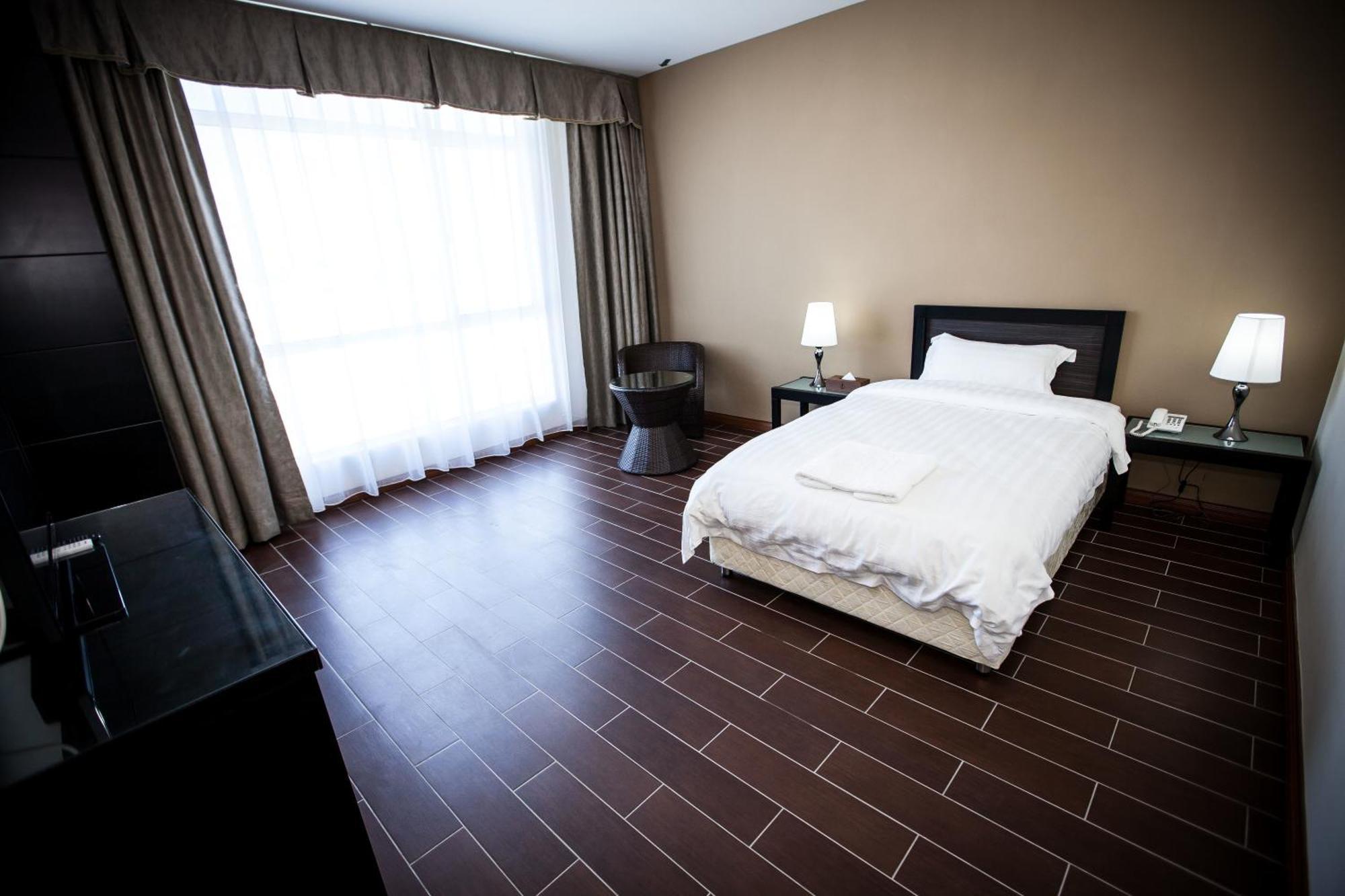 Putatan Platinum Hotel Kota Kinabalu Zimmer foto